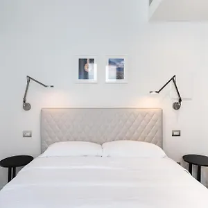Palazzo La Cortesella - Modern Design & Location كومو