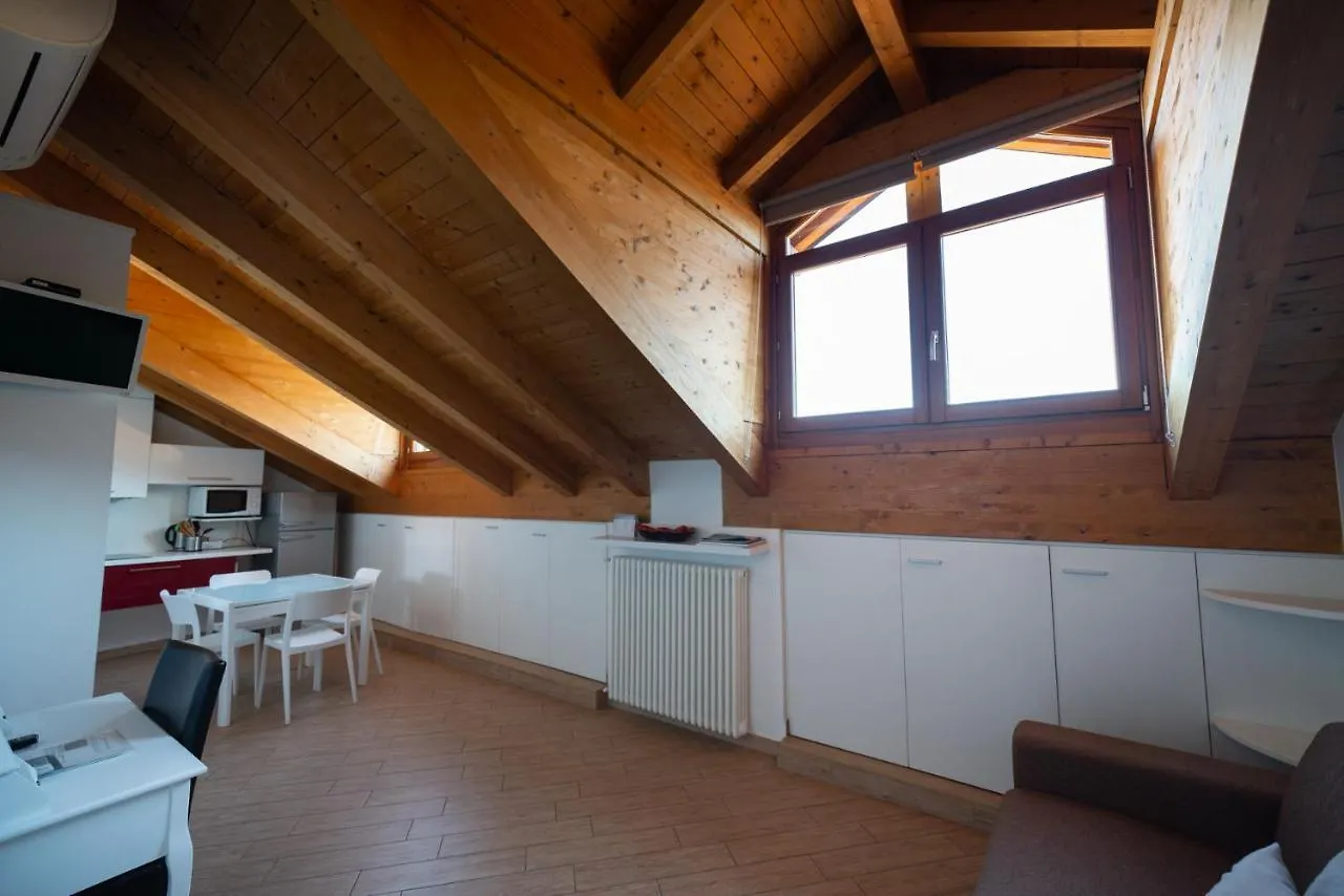 Residence Santabbondio Como Appartement